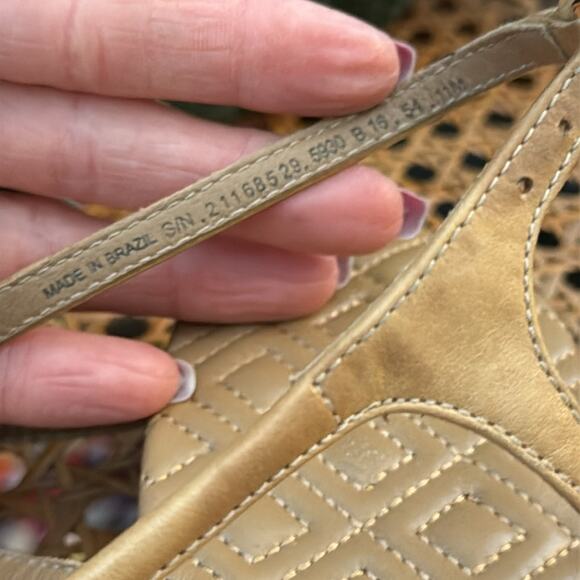 Tory Burch Marion Tan Quilted T-Strap Sandals - Picture 5 of 5